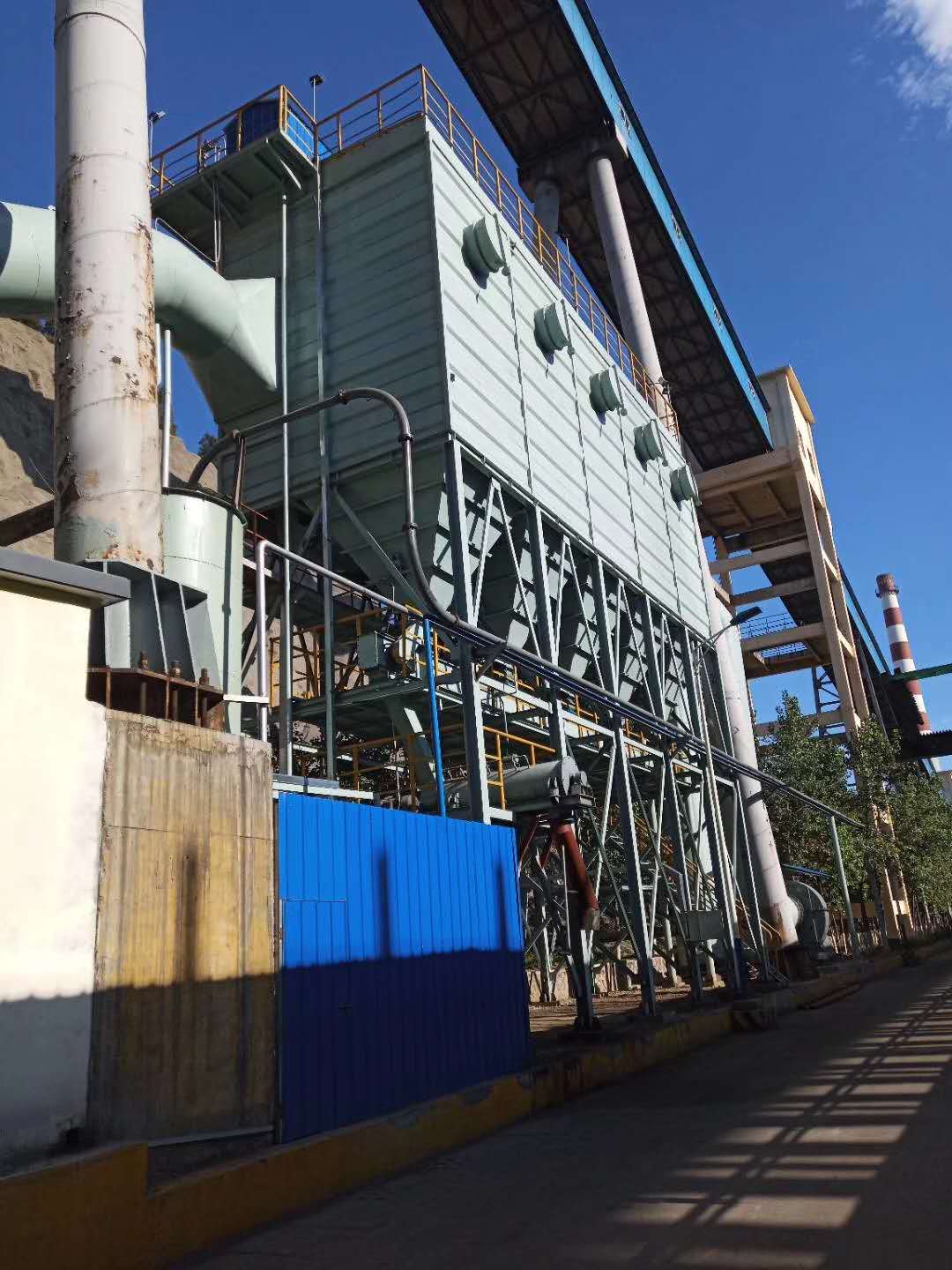 焦化廠(chǎng)機(jī)側(cè)除塵器